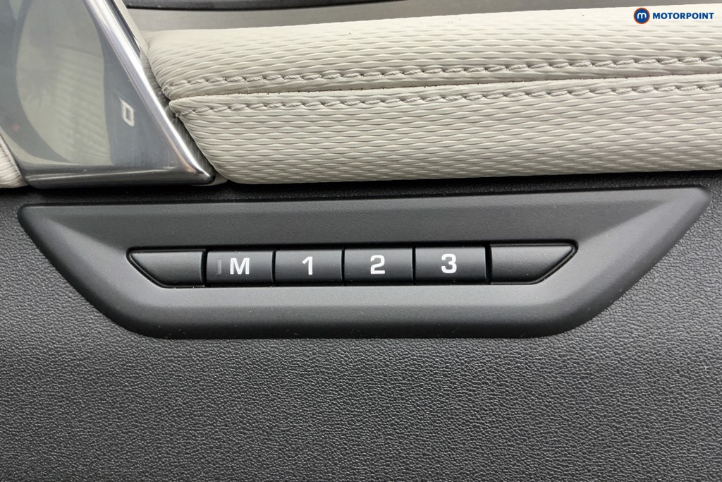 Land Rover Discovery Sport R-Dynamic Se Automatic Diesel SUV - Stock Number (1632637) - 37th supplementary image