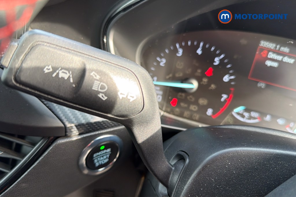 Ford Focus St-Line X Manual Petrol Hatchback - Stock Number (1632641) - 6th supplementary image