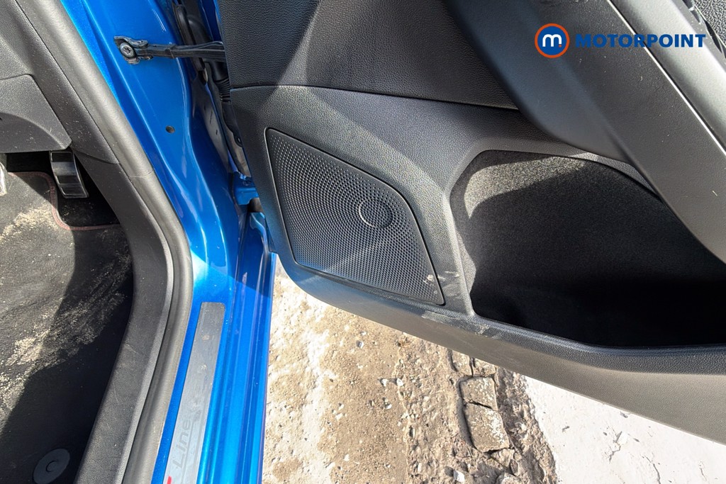 Ford Focus St-Line X Manual Petrol Hatchback - Stock Number (1632641) - 21st supplementary image