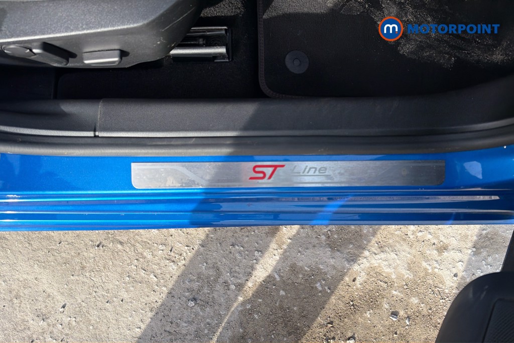 Ford Focus St-Line X Manual Petrol Hatchback - Stock Number (1632641) - 27th supplementary image