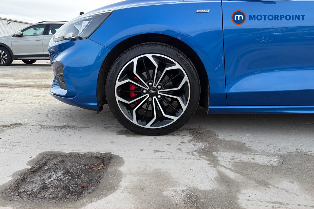 Ford Focus St-Line X Manual Petrol Hatchback - Stock Number (1632641) - 47th supplementary image