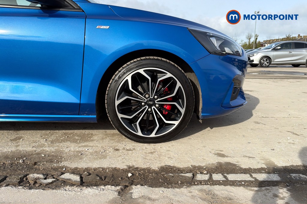 Ford Focus St-Line X Manual Petrol Hatchback - Stock Number (1632641) - 50th supplementary image