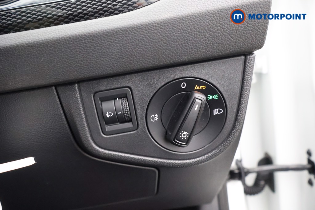 Volkswagen Polo Life Manual Petrol Hatchback - Stock Number (1632673) - 10th supplementary image