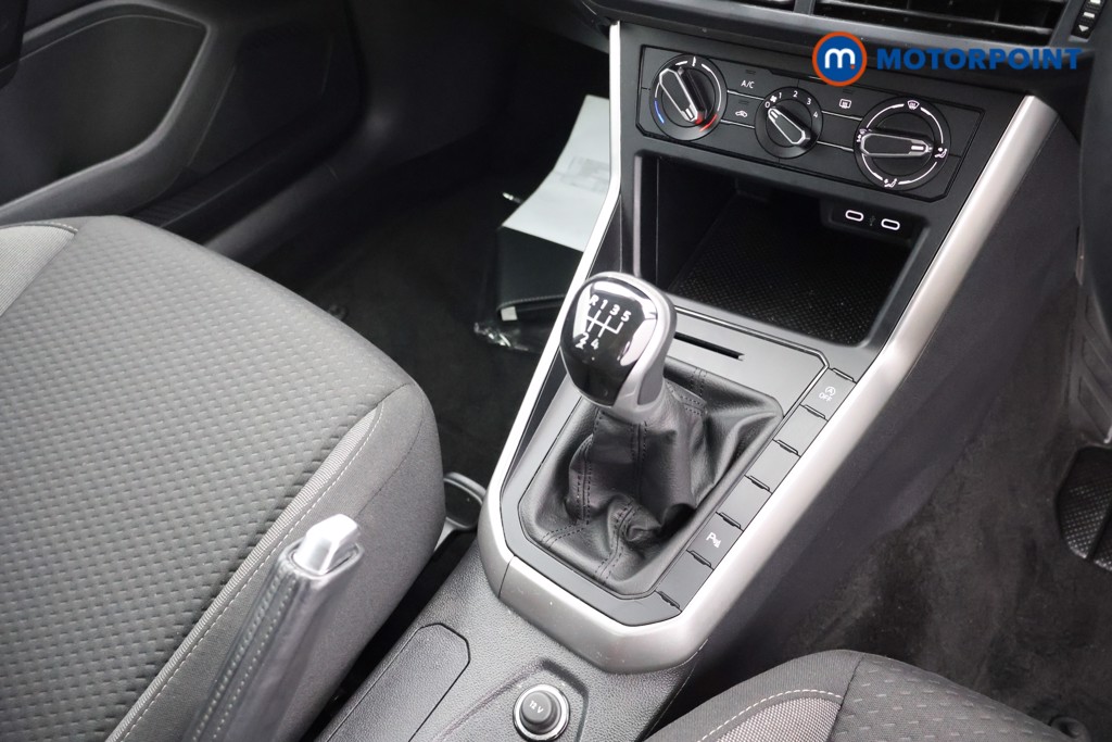Volkswagen Polo Life Manual Petrol Hatchback - Stock Number (1632673) - 12th supplementary image