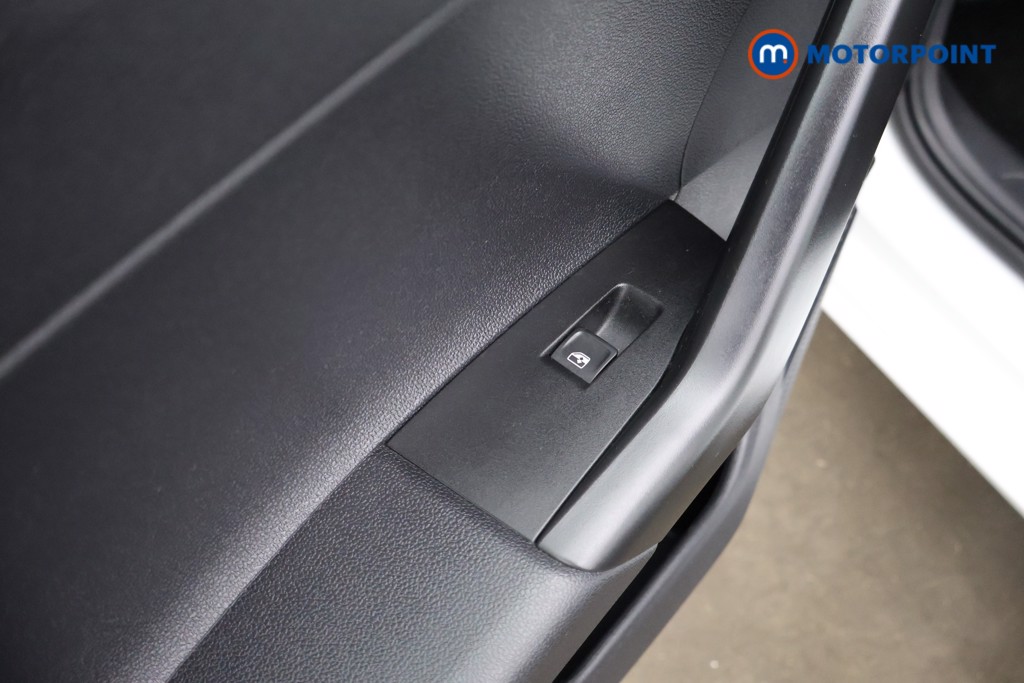 Volkswagen Polo Life Manual Petrol Hatchback - Stock Number (1632673) - 26th supplementary image