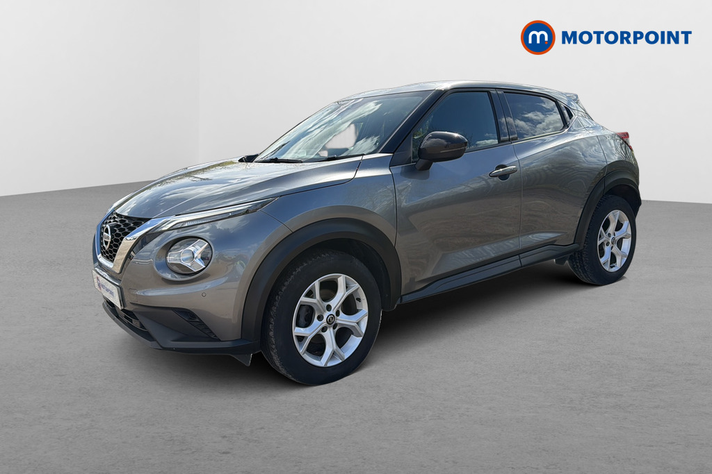 Nissan Juke N-Connecta Manual Petrol SUV - Stock Number (1632757) - Passenger side front corner