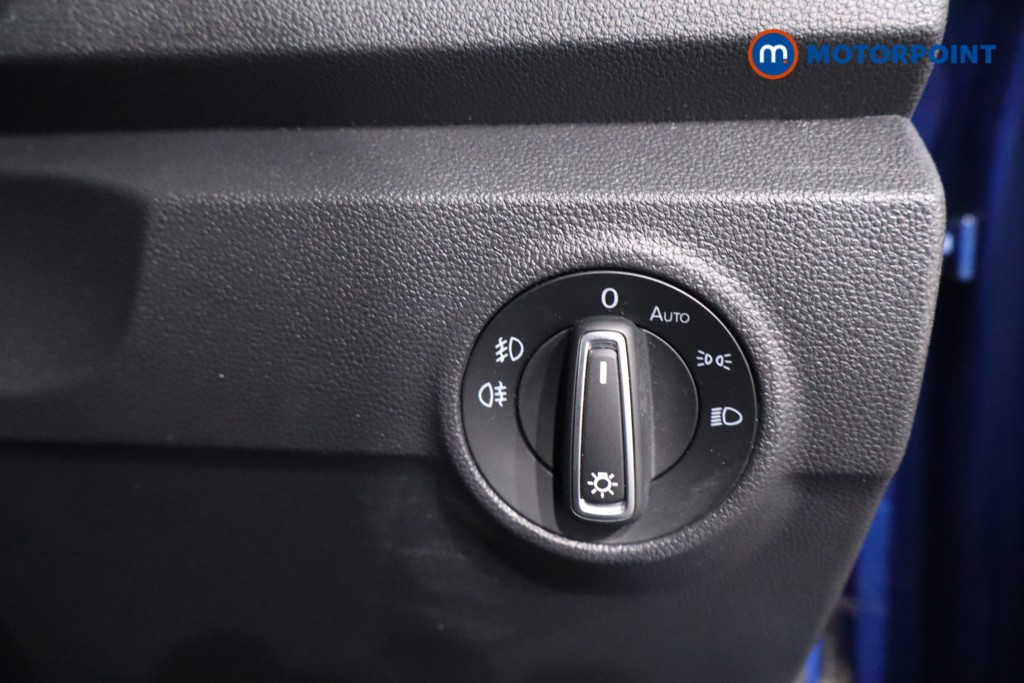 Volkswagen T-Roc SEL Automatic Petrol SUV - Stock Number (1632968) - 17th supplementary image