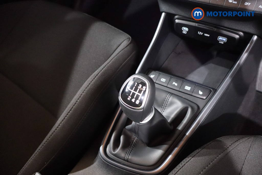 Hyundai I20 Premium Manual Petrol Hatchback - Stock Number (1633223) - 20th supplementary image