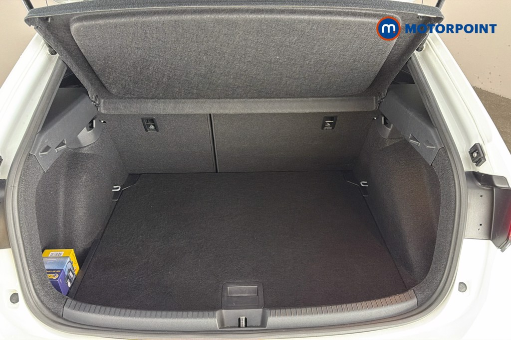 Volkswagen Taigo R-Line Automatic Petrol SUV - Stock Number (1633344) - 33rd supplementary image