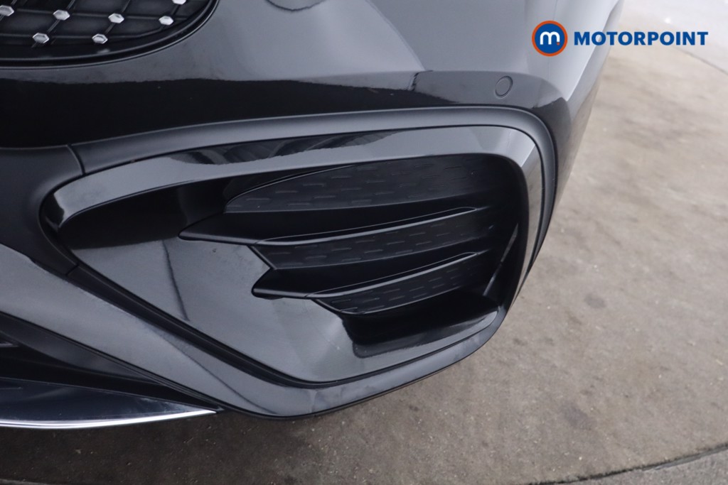 Mercedes-Benz GLA Amg Line Automatic Petrol SUV - Stock Number (1633345) - 32nd supplementary image