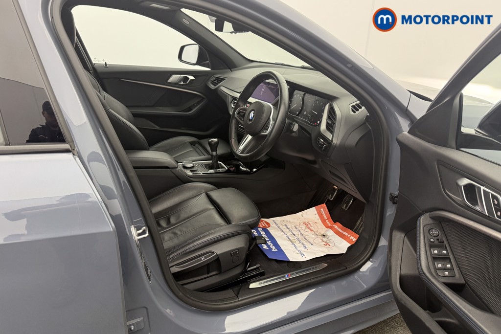 BMW 1 Series M Sport Manual Petrol Hatchback - Stock Number (1634090) - 1st supplementary image