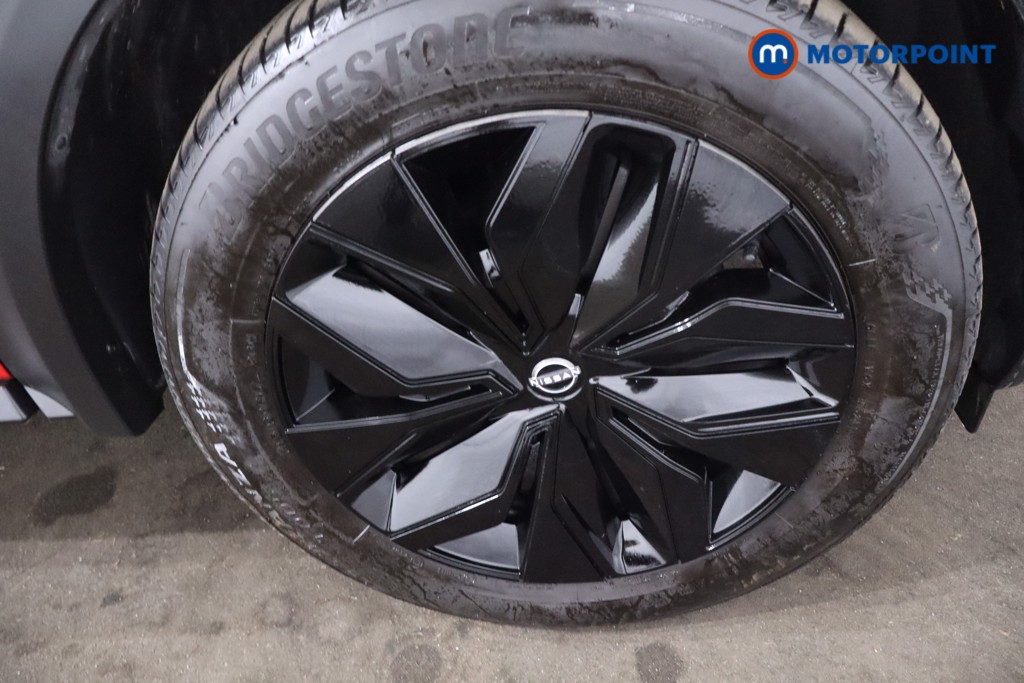 Nissan Juke Acenta Premium Manual Petrol SUV - Stock Number (1634233) - 10th supplementary image