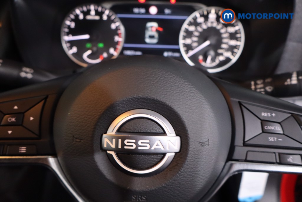 Nissan Juke Acenta Premium Manual Petrol SUV - Stock Number (1634233) - 13th supplementary image