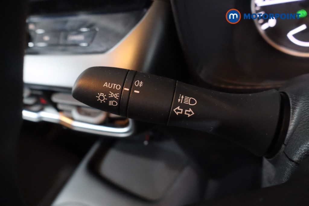 Nissan Juke Acenta Premium Manual Petrol SUV - Stock Number (1634233) - 14th supplementary image