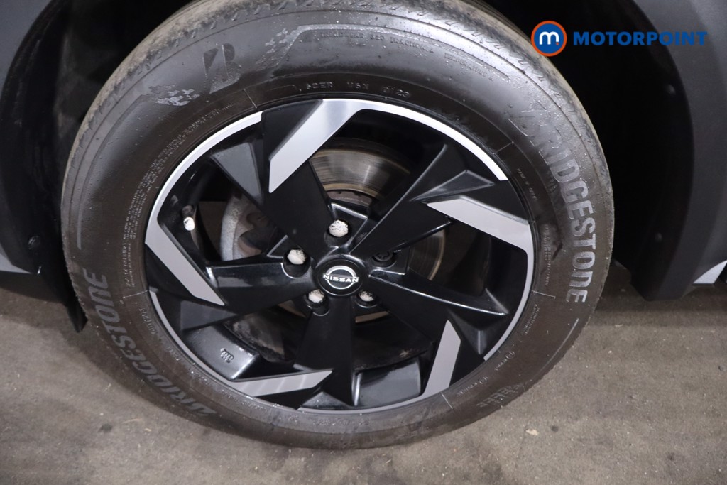 Nissan Juke N-Connecta Automatic Petrol SUV - Stock Number (1634236) - 11th supplementary image