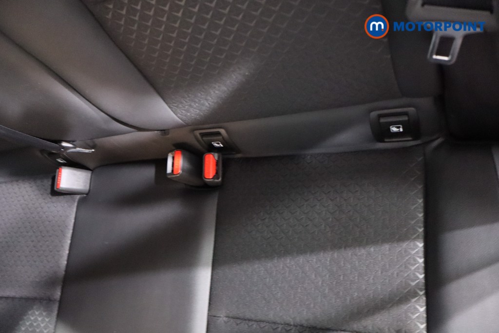 Nissan Juke N-Connecta Automatic Petrol SUV - Stock Number (1634236) - 26th supplementary image