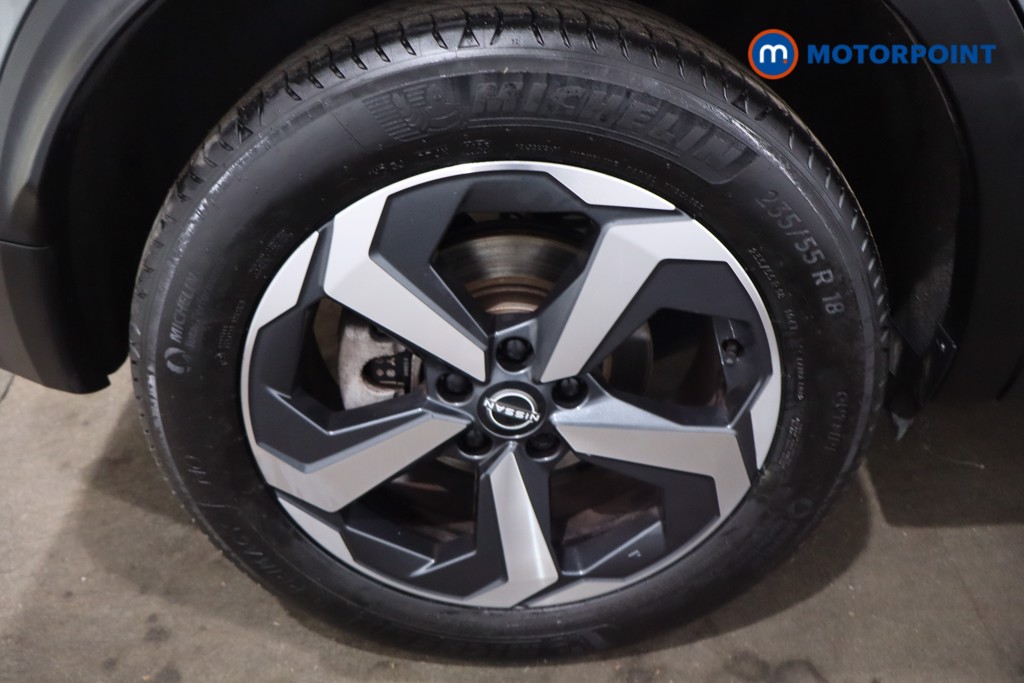 Nissan Qashqai Acenta Premium Automatic Petrol-Electric Hybrid SUV - Stock Number (1634240) - 9th supplementary image