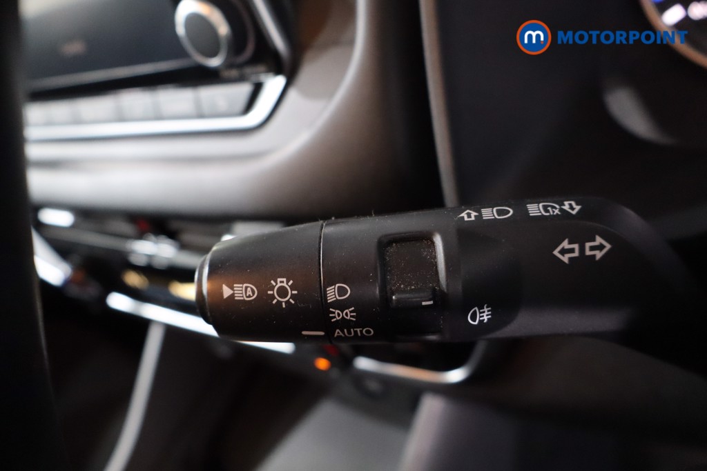 Nissan Qashqai Acenta Premium Automatic Petrol-Electric Hybrid SUV - Stock Number (1634240) - 14th supplementary image