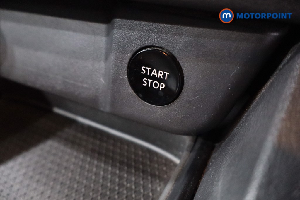 Nissan Qashqai Acenta Premium Automatic Petrol-Electric Hybrid SUV - Stock Number (1634240) - 22nd supplementary image