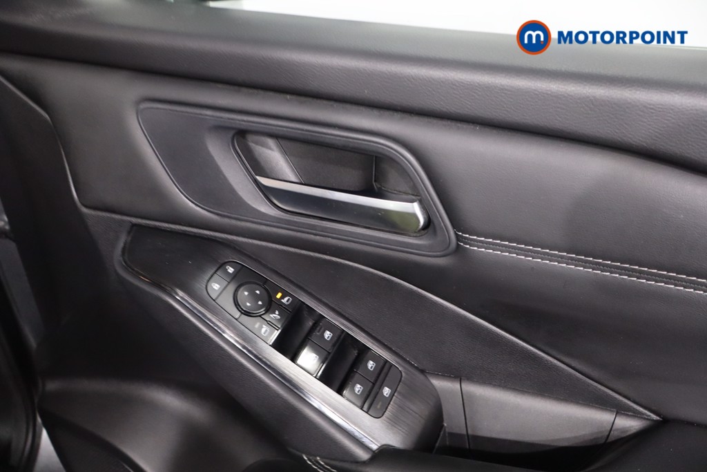 Nissan Qashqai Acenta Premium Automatic Petrol-Electric Hybrid SUV - Stock Number (1634240) - 25th supplementary image