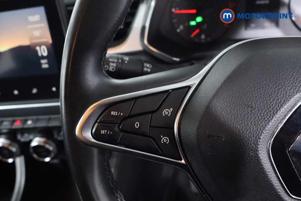Renault Captur Iconic Manual Diesel SUV - Stock Number (1634243) - 7th supplementary image