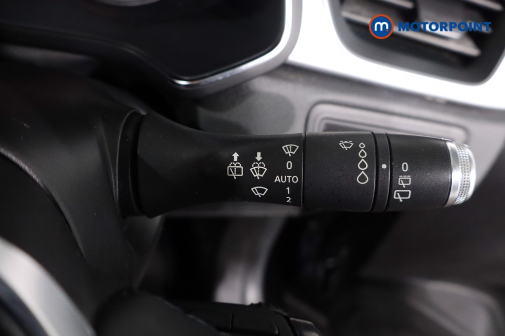 Renault Captur Iconic Manual Diesel SUV - Stock Number (1634243) - 15th supplementary image