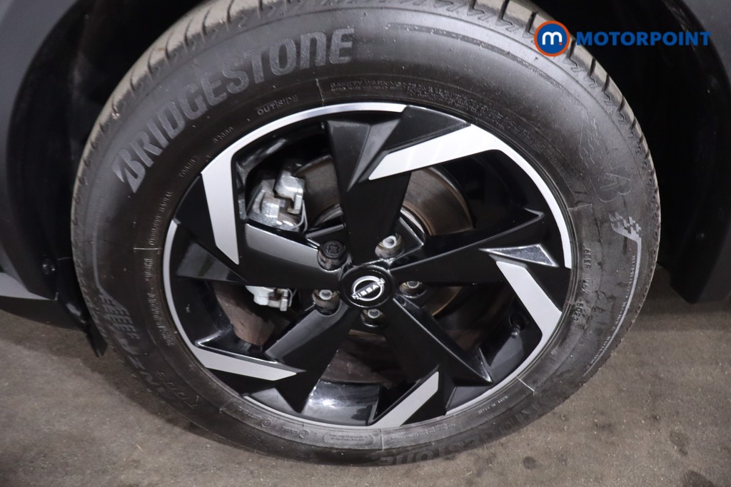 Nissan Juke N-Connecta Automatic Petrol-Electric Hybrid SUV - Stock Number (1634251) - 11th supplementary image