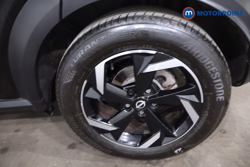 Nissan Juke N-Connecta Automatic Petrol-Electric Hybrid SUV - Stock Number (1634251) - 12th supplementary image