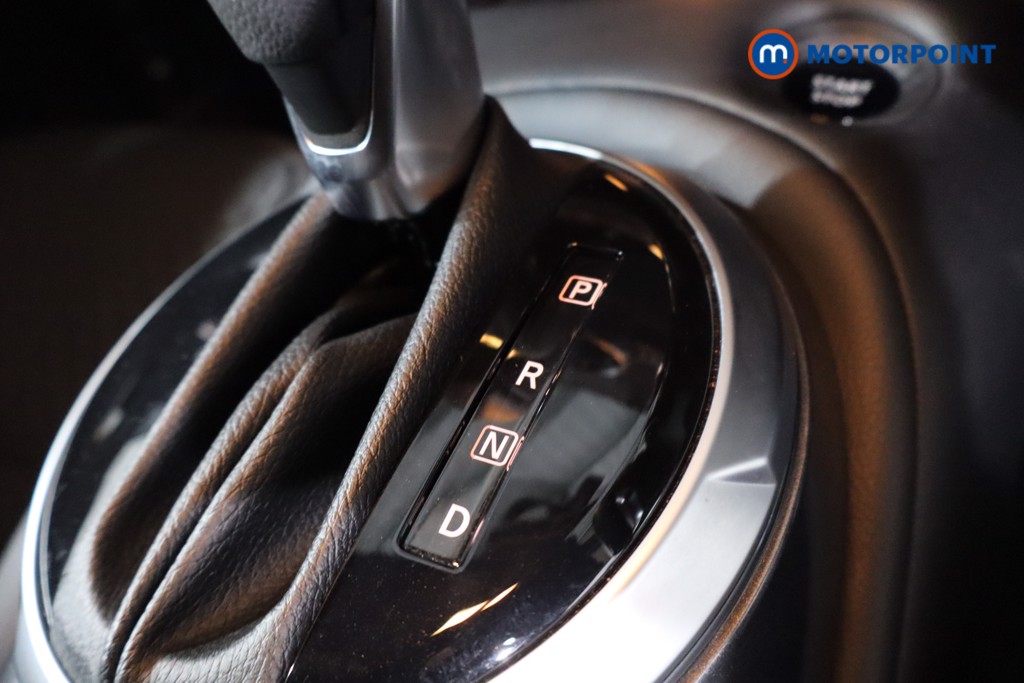 Nissan Juke N-Connecta Automatic Petrol-Electric Hybrid SUV - Stock Number (1634251) - 21st supplementary image
