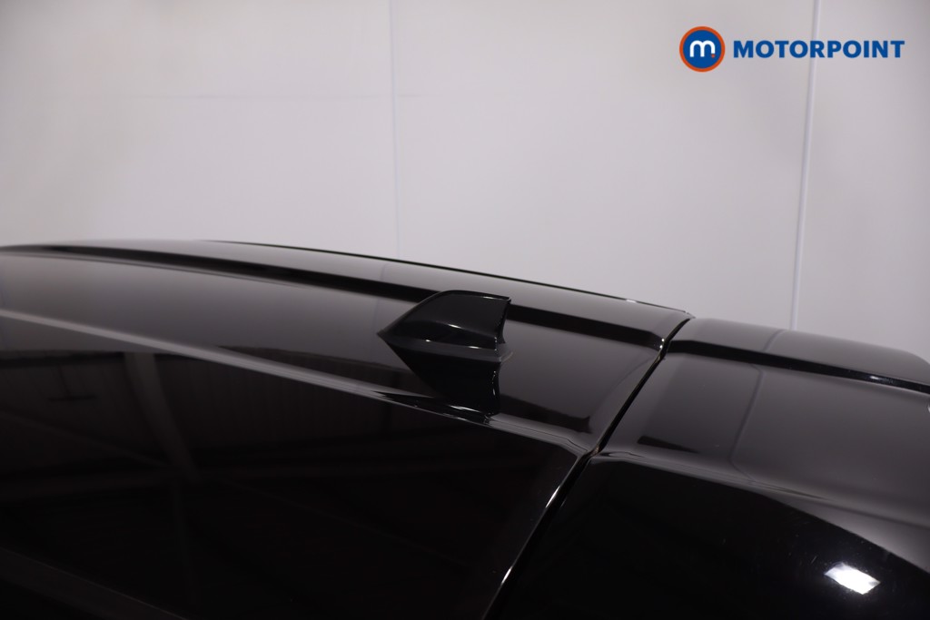 Nissan Juke N-Connecta Automatic Petrol-Electric Hybrid SUV - Stock Number (1634251) - 33rd supplementary image