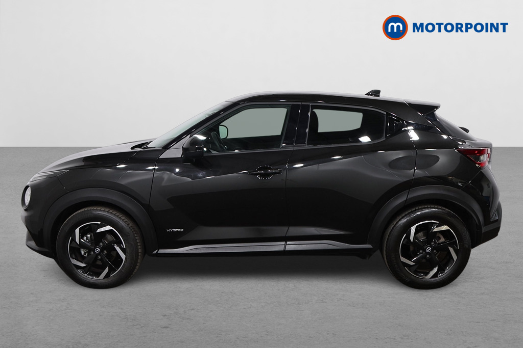 Nissan Juke N-Connecta Automatic Petrol-Electric Hybrid SUV - Stock Number (1634251) - Passenger side