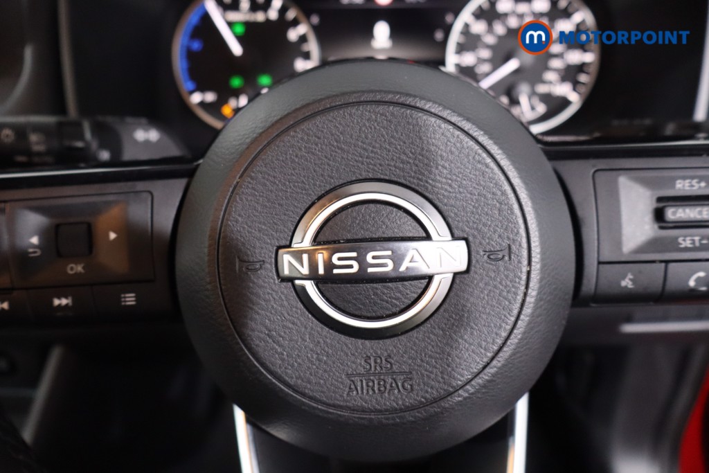 Nissan Qashqai Acenta Premium Automatic Petrol-Electric Hybrid SUV - Stock Number (1634257) - 13th supplementary image