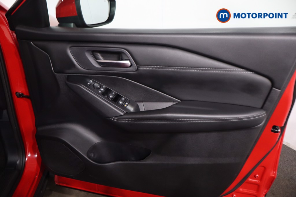 Nissan Qashqai Acenta Premium Automatic Petrol-Electric Hybrid SUV - Stock Number (1634257) - 24th supplementary image