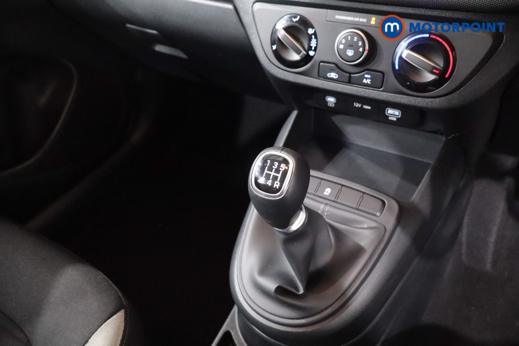 Hyundai I10 Advance Manual Petrol Hatchback - Stock Number (1634299) - 20th supplementary image