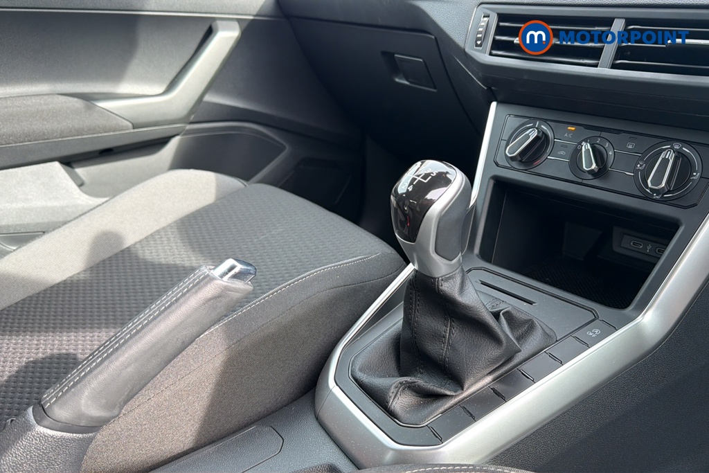Volkswagen Polo Life Manual Petrol Hatchback - Stock Number (1634595) - 15th supplementary image