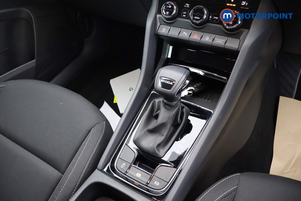 Skoda Karoq Se Edition Automatic Petrol SUV - Stock Number (1634772) - 13th supplementary image