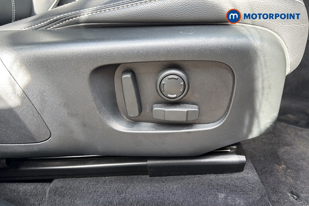 Land Rover Range Rover Velar R-Dynamic Se Automatic Diesel SUV - Stock Number (1634858) - 23rd supplementary image