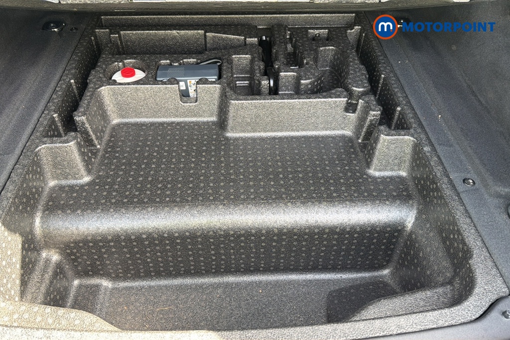 Land Rover Range Rover Velar R-Dynamic Se Automatic Diesel SUV - Stock Number (1634858) - 33rd supplementary image