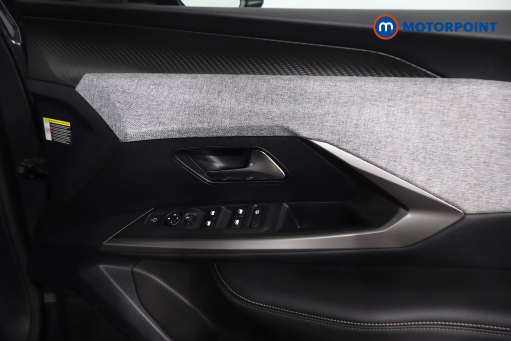 Peugeot 5008 Allure Automatic Petrol SUV - Stock Number (1624318) - 23rd supplementary image