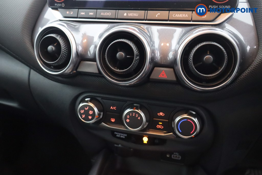 Nissan Juke Acenta Manual Petrol SUV - Stock Number (1628037) - 4th supplementary image