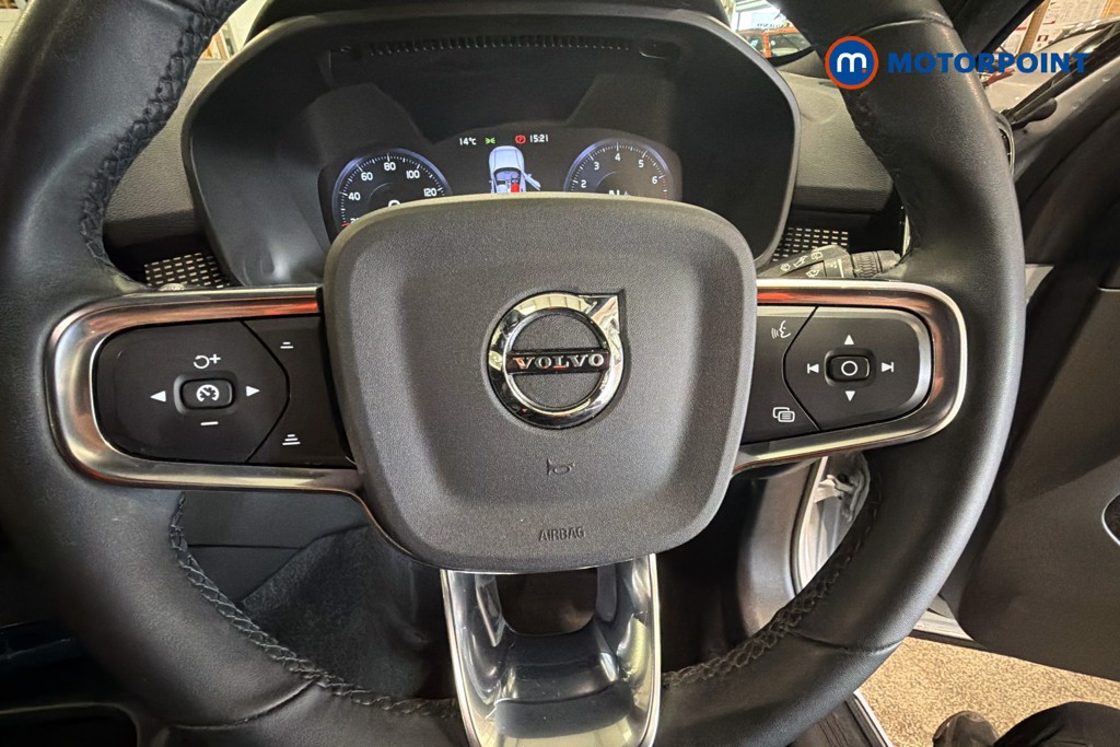 Volvo Xc40 R Design Manual Petrol SUV - Stock Number (1628928) - 5th supplementary image