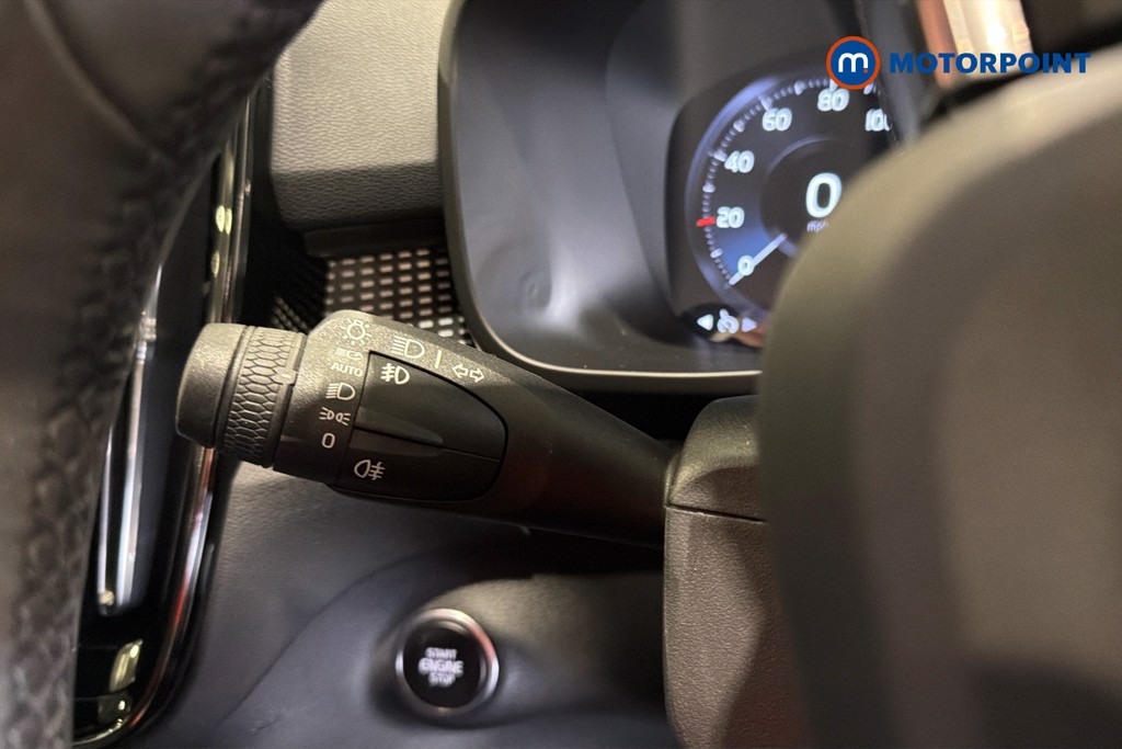 Volvo Xc40 R Design Manual Petrol SUV - Stock Number (1628928) - 6th supplementary image