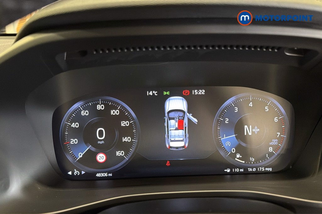 Volvo Xc40 R Design Manual Petrol SUV - Stock Number (1628928) - 8th supplementary image