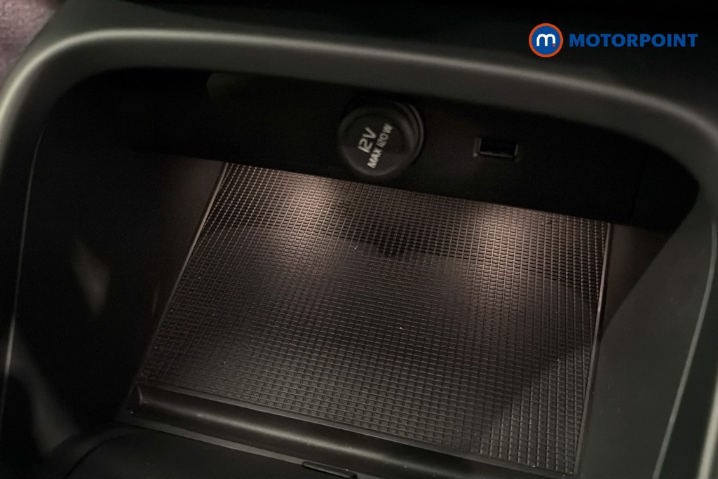 Volvo Xc40 R Design Manual Petrol SUV - Stock Number (1628928) - 17th supplementary image