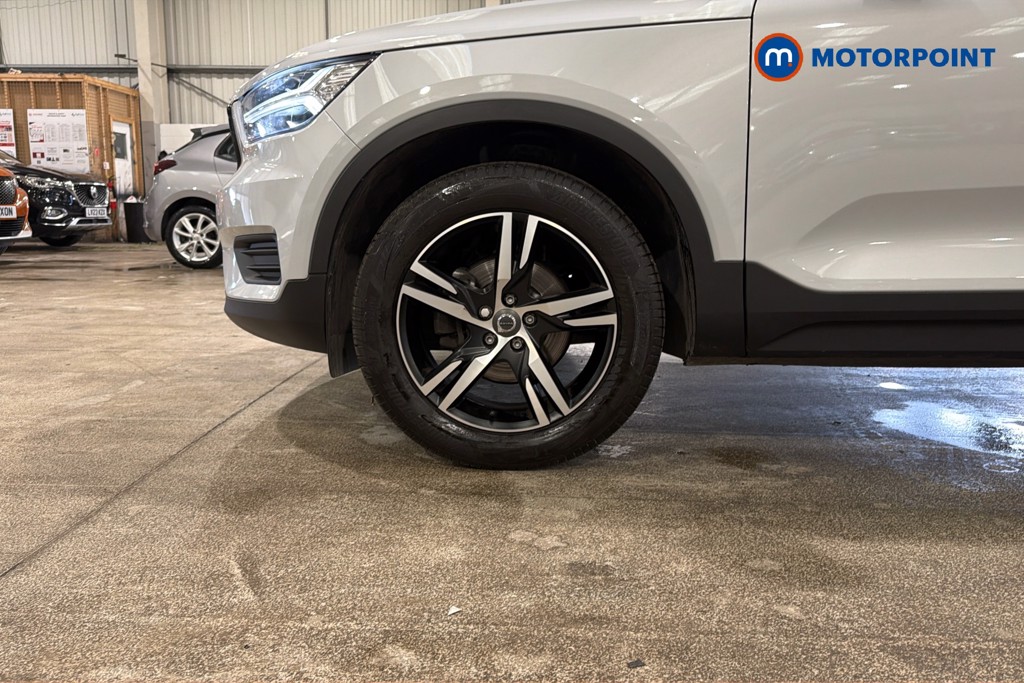 Volvo Xc40 R Design Manual Petrol SUV - Stock Number (1628928) - 47th supplementary image