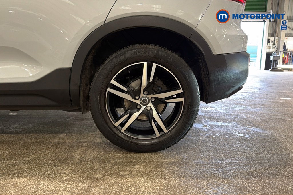 Volvo Xc40 R Design Manual Petrol SUV - Stock Number (1628928) - 48th supplementary image