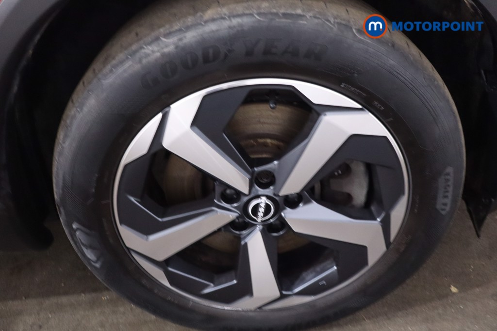 Nissan Qashqai N-Connecta Automatic Petrol-Electric Hybrid SUV - Stock Number (1630438) - 10th supplementary image