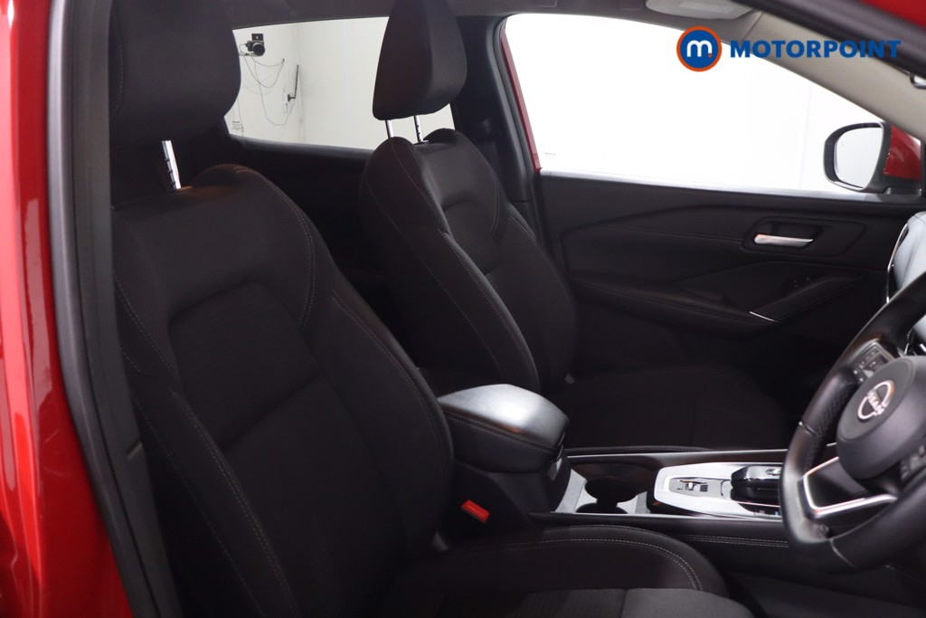 Nissan Qashqai N-Connecta Automatic Petrol-Electric Hybrid SUV - Stock Number (1630438) - 23rd supplementary image