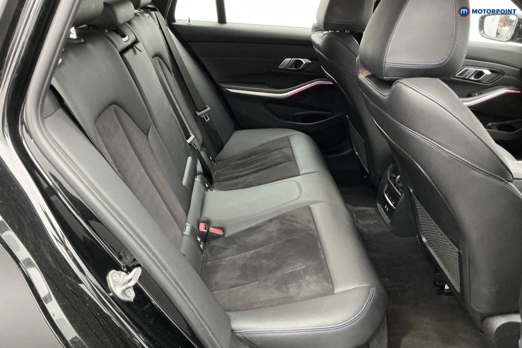 BMW 3 Series M Sport Automatic Petrol Plug-In Hybrid Estate - Stock Number (1630889) - 4th supplementary image