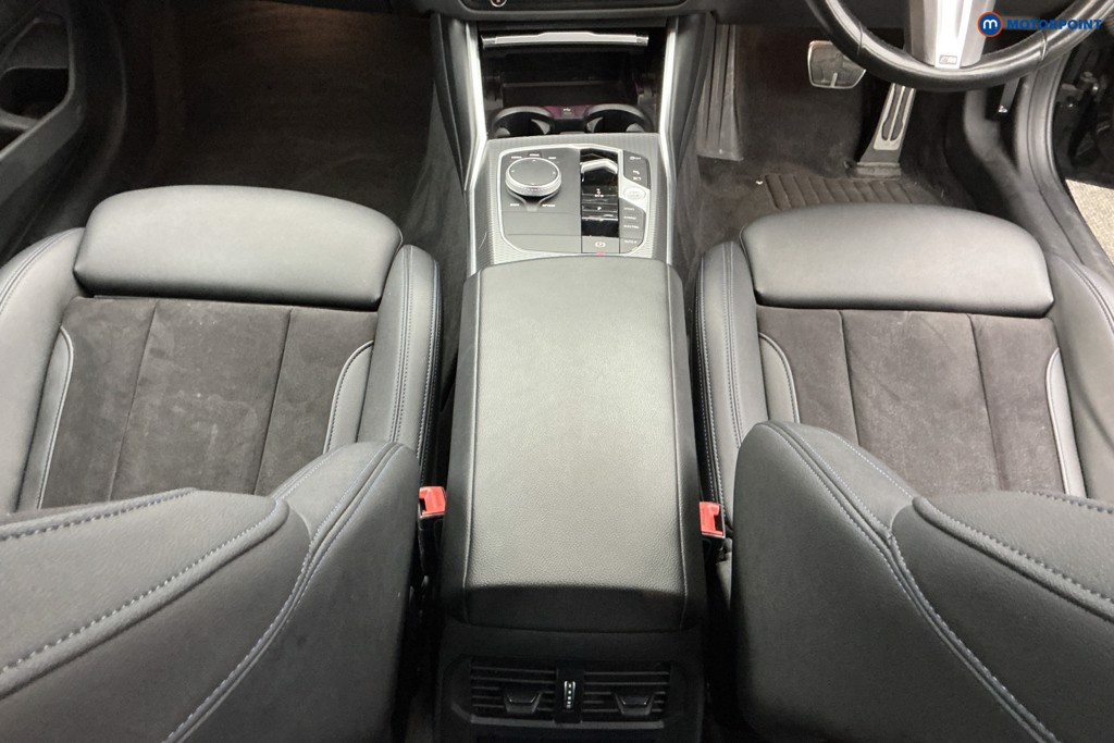 BMW 3 Series M Sport Automatic Petrol Plug-In Hybrid Estate - Stock Number (1630889) - 10th supplementary image